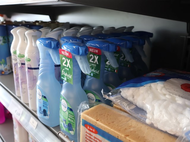 Partij febreze - afbeelding 7 van  7