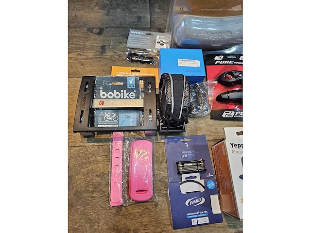 Partij fietsaccesoires - afbeelding 3 van  3