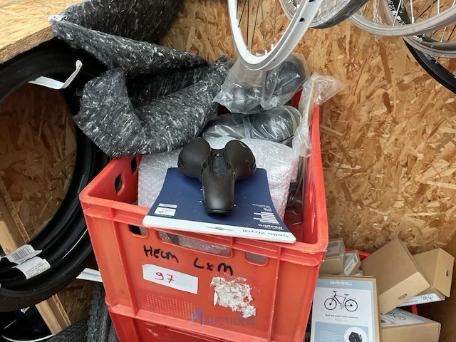 Partij fietsbanden - afbeelding 7 van  29