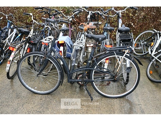 Partij fietsen - afbeelding 2 van  9