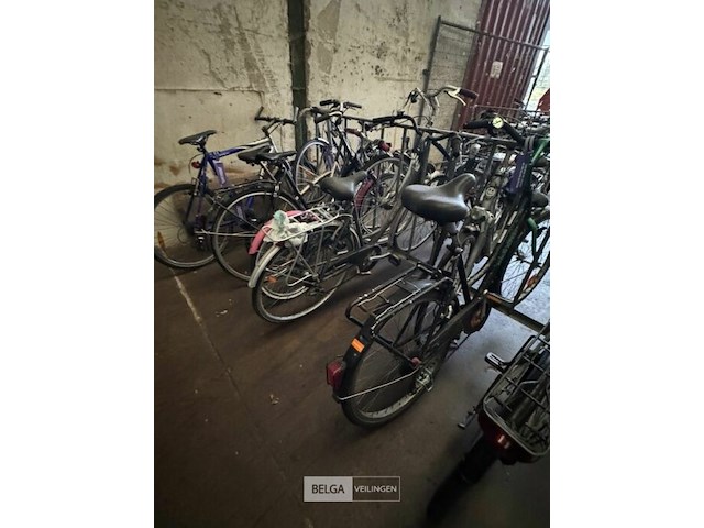 Partij fietsen - afbeelding 3 van  3