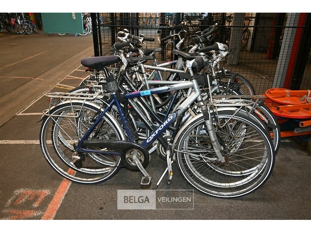 Partij fietsen - afbeelding 1 van  6