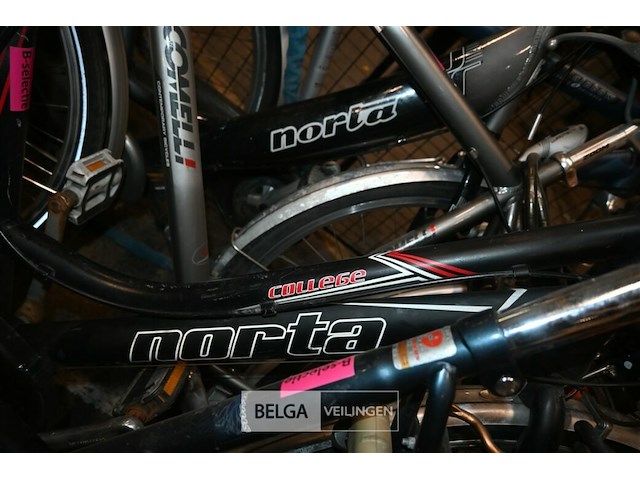 Partij fietsen - afbeelding 6 van  6