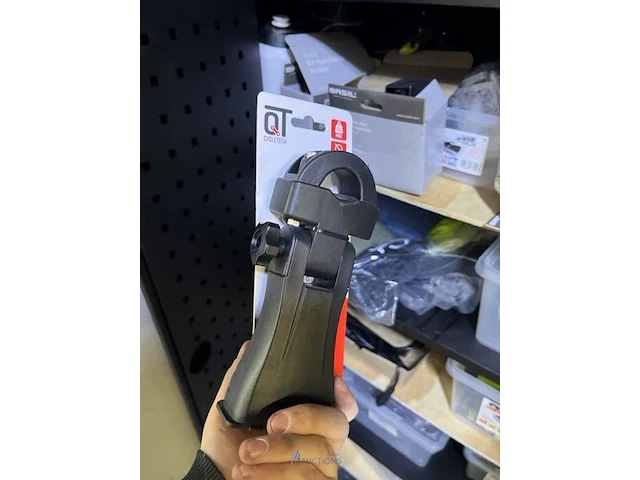 Partij fietsonderdelen en -accessoires - afbeelding 28 van  112