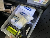 Partij fietsonderdelen en -accessoires - afbeelding 32 van  112