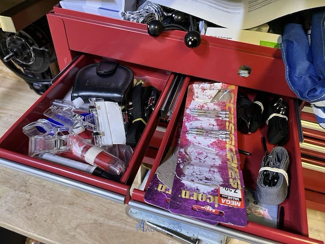 Partij fietsonderdelen en -accessoires - afbeelding 75 van  112