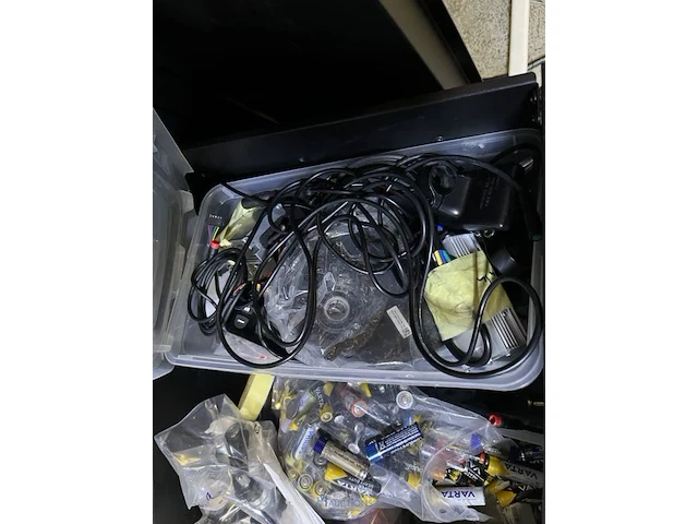 Partij fietsonderdelen en -accessoires - afbeelding 87 van  112