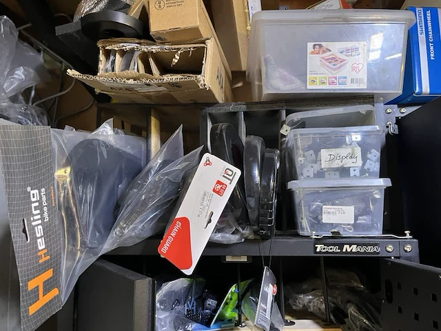 Partij fietsonderdelen en -accessoires - afbeelding 91 van  112