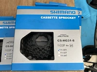 Partij fietsonderdelen shimano en sunrace - afbeelding 2 van  28