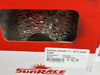 Partij fietsonderdelen shimano en sunrace - afbeelding 9 van  28