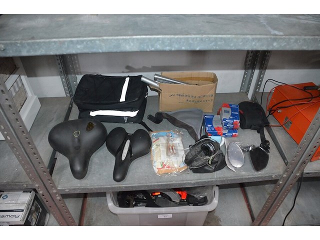 Partij fietsonderdelen - afbeelding 2 van  8