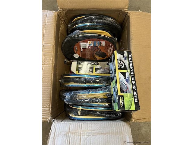 Partij fietspompen - afbeelding 1 van  3