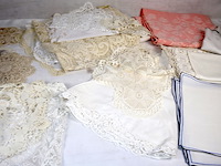 Partij fijne kant - afbeelding 7 van  7