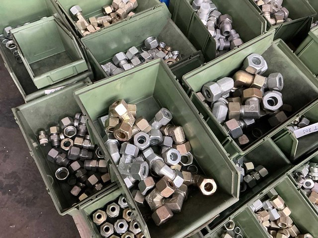 Partij fitting materiaal - afbeelding 4 van  9