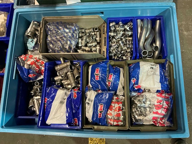 Partij fittingmateriaal - afbeelding 9 van  15