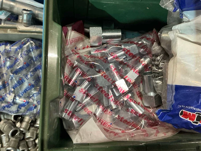 Partij fittingmateriaal - afbeelding 6 van  15