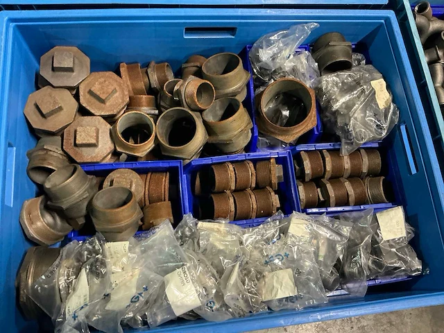 Partij fittingmateriaal - afbeelding 2 van  14
