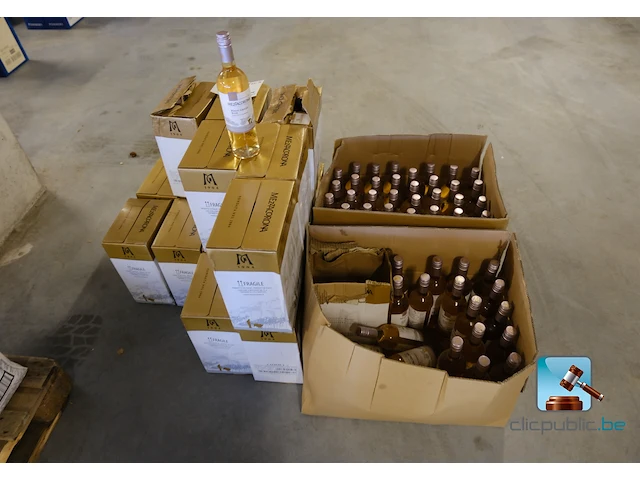 Partij flessen rosé wijn - afbeelding 1 van  6