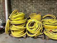 Partij flexibele gasleidingen - afbeelding 3 van  6
