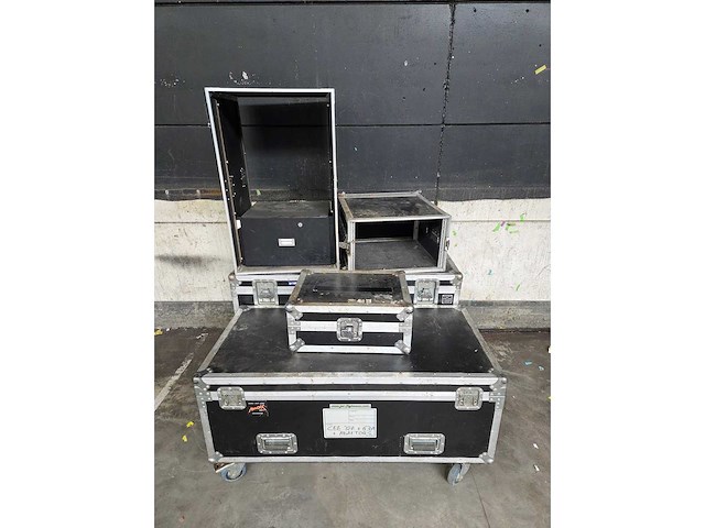 Partij flightcase - afbeelding 1 van  4