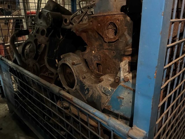 Partij ford tractoronderdelen - afbeelding 8 van  8