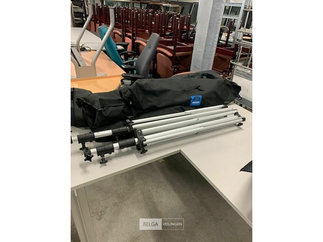 Partij fotomaterialen voor belichting - afbeelding 3 van  4