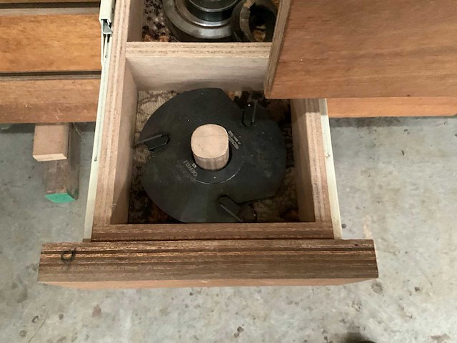 Partij frezen en boren - afbeelding 6 van  9