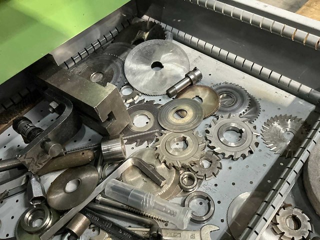 Partij frezen en toebehoren - afbeelding 6 van  13