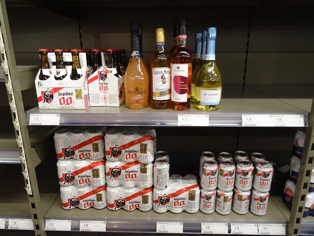 Partij frisdrank en non-alcoholische dranken - afbeelding 6 van  7