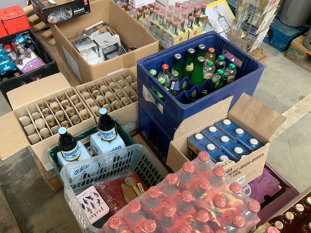 Partij frisdrank - afbeelding 4 van  7