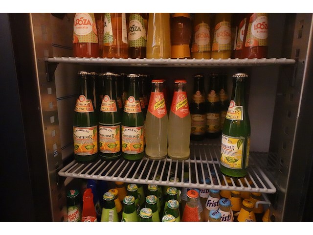 Partij frisdrank - afbeelding 4 van  8