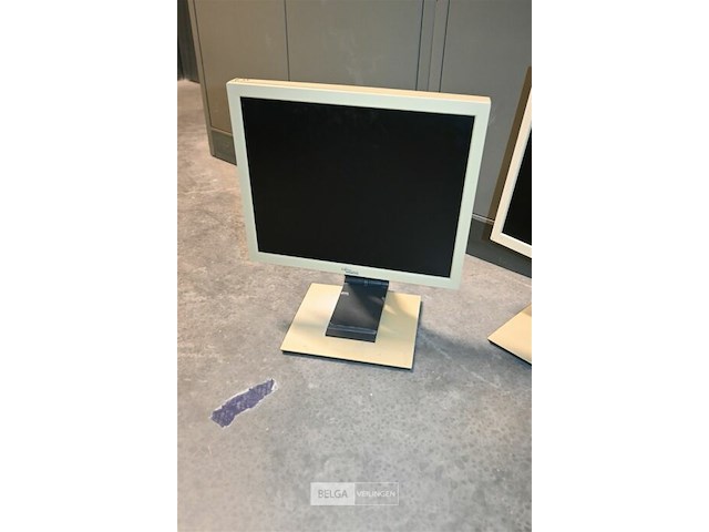 Partij fujitsu siemens pc-schermen - afbeelding 4 van  6
