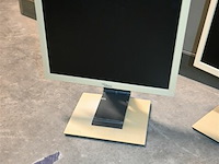 Partij fujitsu siemens pc-schermen - afbeelding 4 van  6