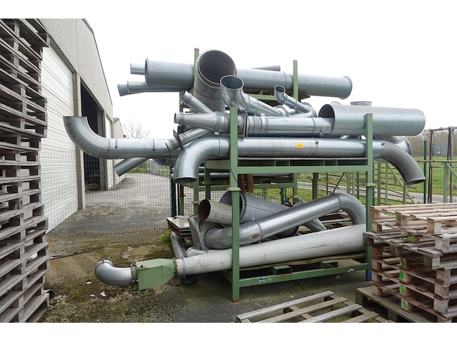 Partij galva ventilatiebuizen + 8x metalen houder - afbeelding 1 van  8