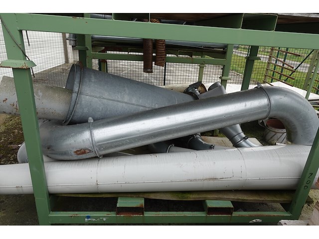 Partij galva ventilatiebuizen + 8x metalen houder - afbeelding 2 van  8