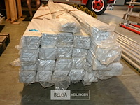 Partij gamma pvc schroten - afbeelding 2 van  5