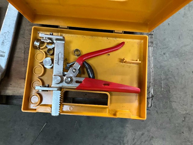 Partij garage gereedschap - afbeelding 9 van  9