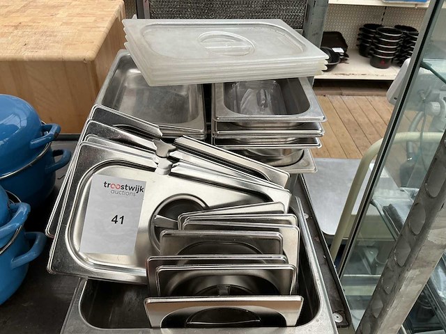 Partij gastronorm bakken - afbeelding 1 van  2