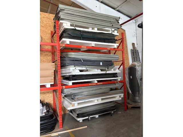 Partij gebruikte covers - afbeelding 1 van  4