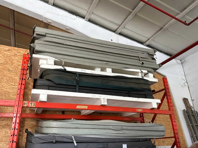 Partij gebruikte covers - afbeelding 2 van  4