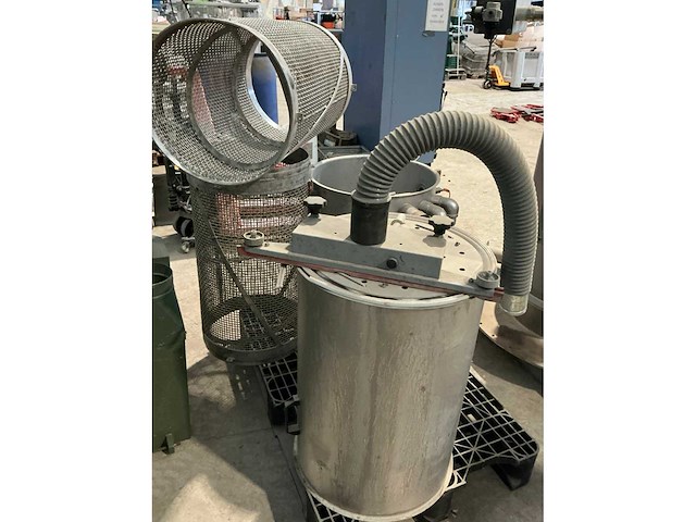 Partij gedemonteerde inox machineonderdelen - afbeelding 4 van  4