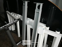 Partij gedemonteerde tafels - afbeelding 5 van  7