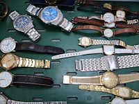 Partij gedragen horloge - afbeelding 6 van  8