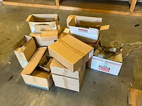 Partij gegalvaniseerde balkdragers - afbeelding 2 van  10