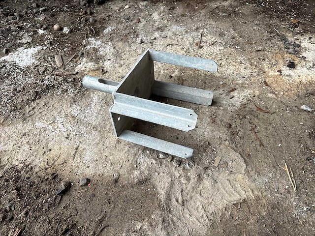 Partij gegalvaniseerde balkenhouders - afbeelding 3 van  4