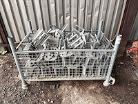 Partij gegalvaniseerde balkenhouders - afbeelding 4 van  4