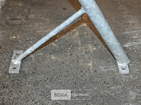 Partij gegalvaniseerde fietsbeugels - afbeelding 4 van  5