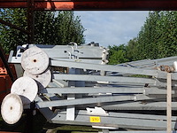 Partij gegalvaniseerde stalen montageframes + dakprofielen - afbeelding 6 van  6
