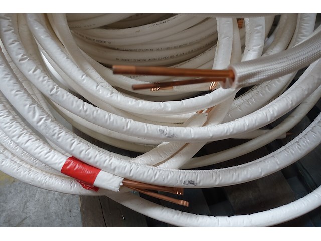 Partij geïsoleerde leiding - afbeelding 2 van  2