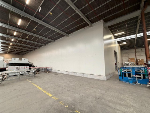 Partij geïsoleerde sandwichpanelen - afbeelding 2 van  3